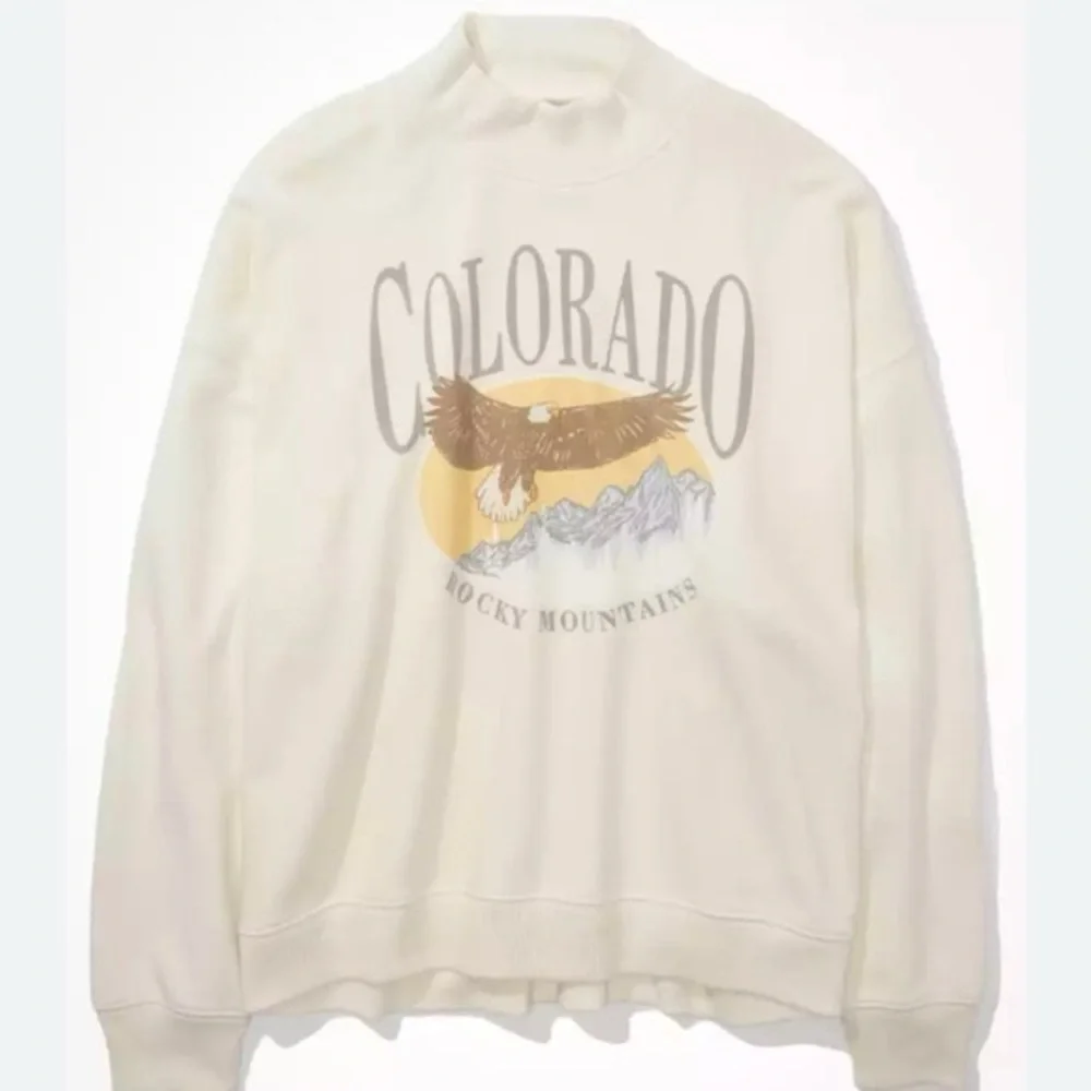 SOLD ON DEPOP American Eagle Colorado Sweatshirt (cream/beige, size small) - Picture 1 of 3